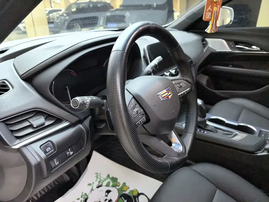 Cadillac CT4 28 T Luxury