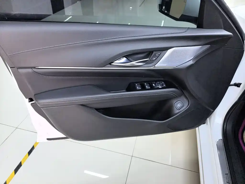 Cadillac CT4 28 T Luxury
