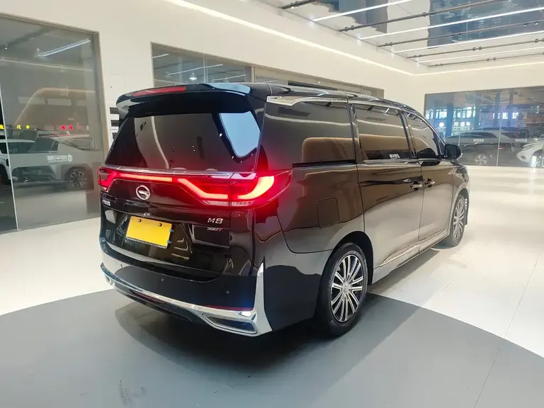 GAC Trumpchi M8 Leading Show Series 390 T Distinguished