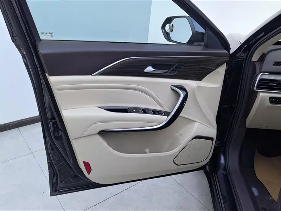Besturn T77 PRO 280 TID Auto Luxury