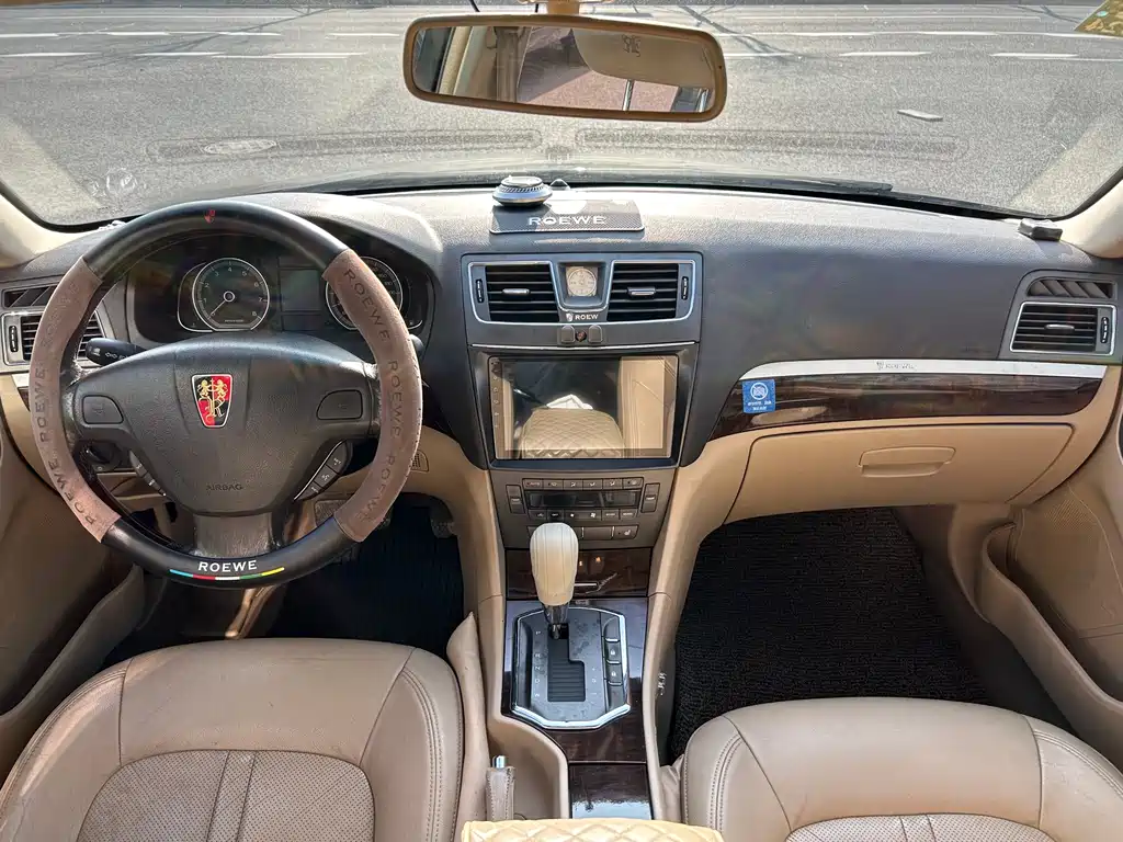 Roewe 750 荣威750 2011款 1.8 T 750 S 迅雅版AT