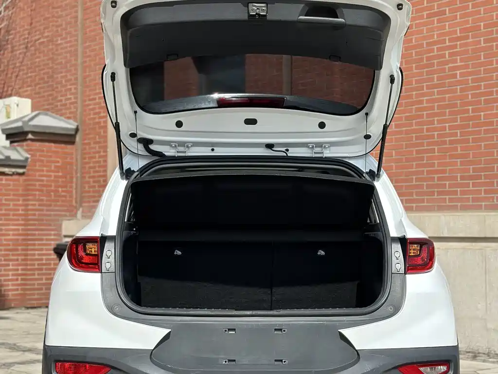 Stonic 1.4 L CVT Sunroof
