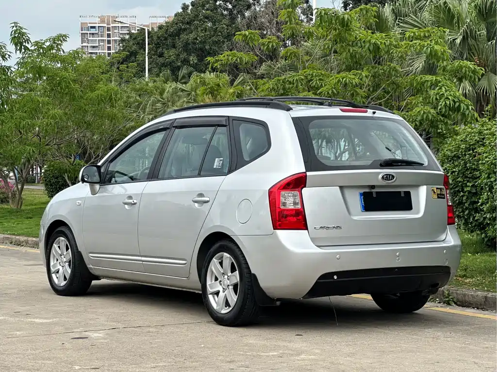 Carens 佳乐 2007款 2.0 L 7座舒适版