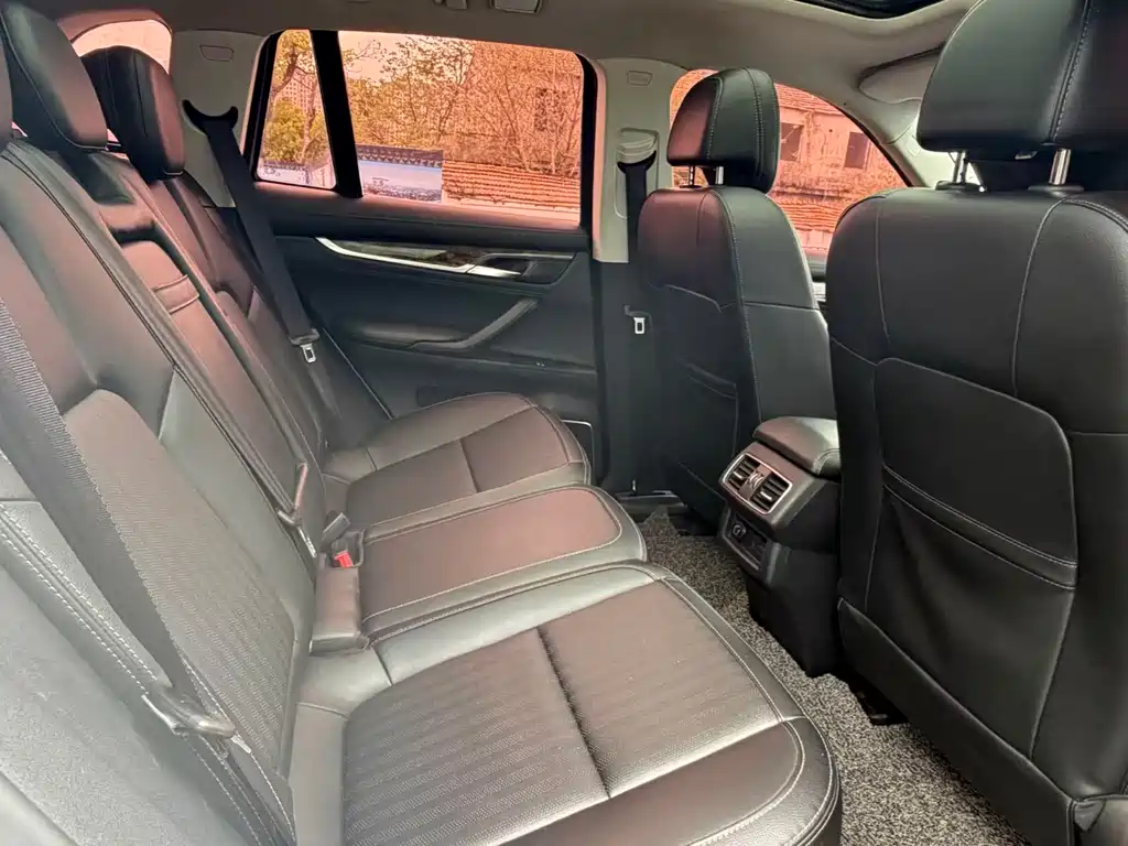 Hanteng X7 X7 S 1.5 T Auto Premium