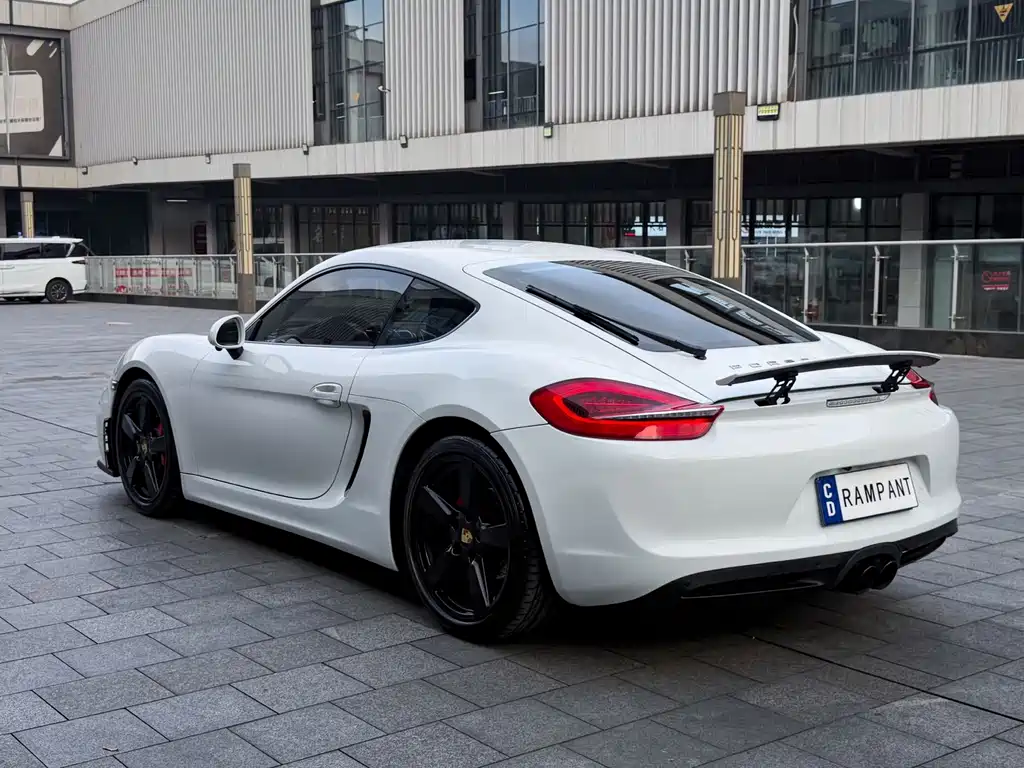 Cayman Cayman 2.7 L