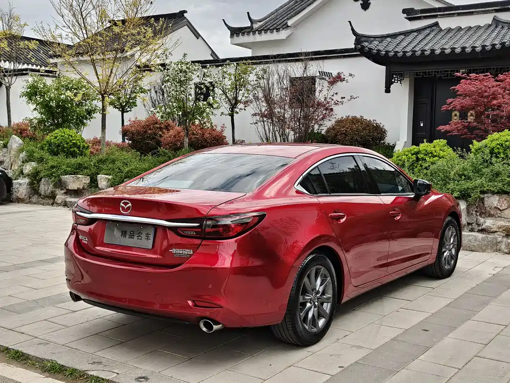 Atenza 2.0 L Blue Sky Luxury