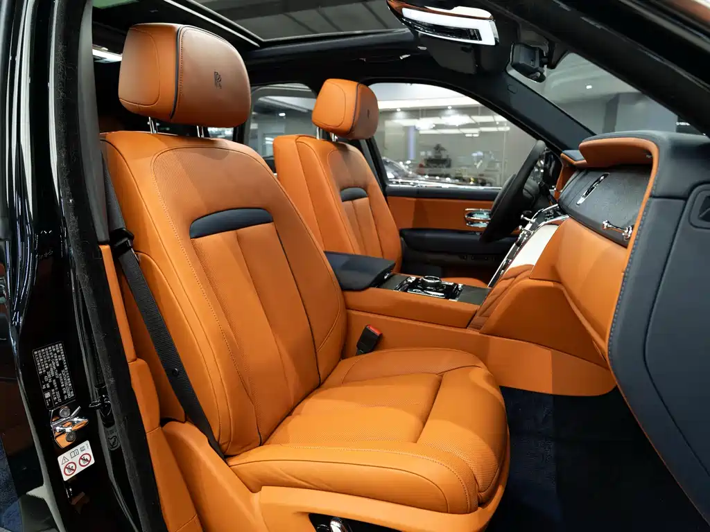 Cullinan 4-seat