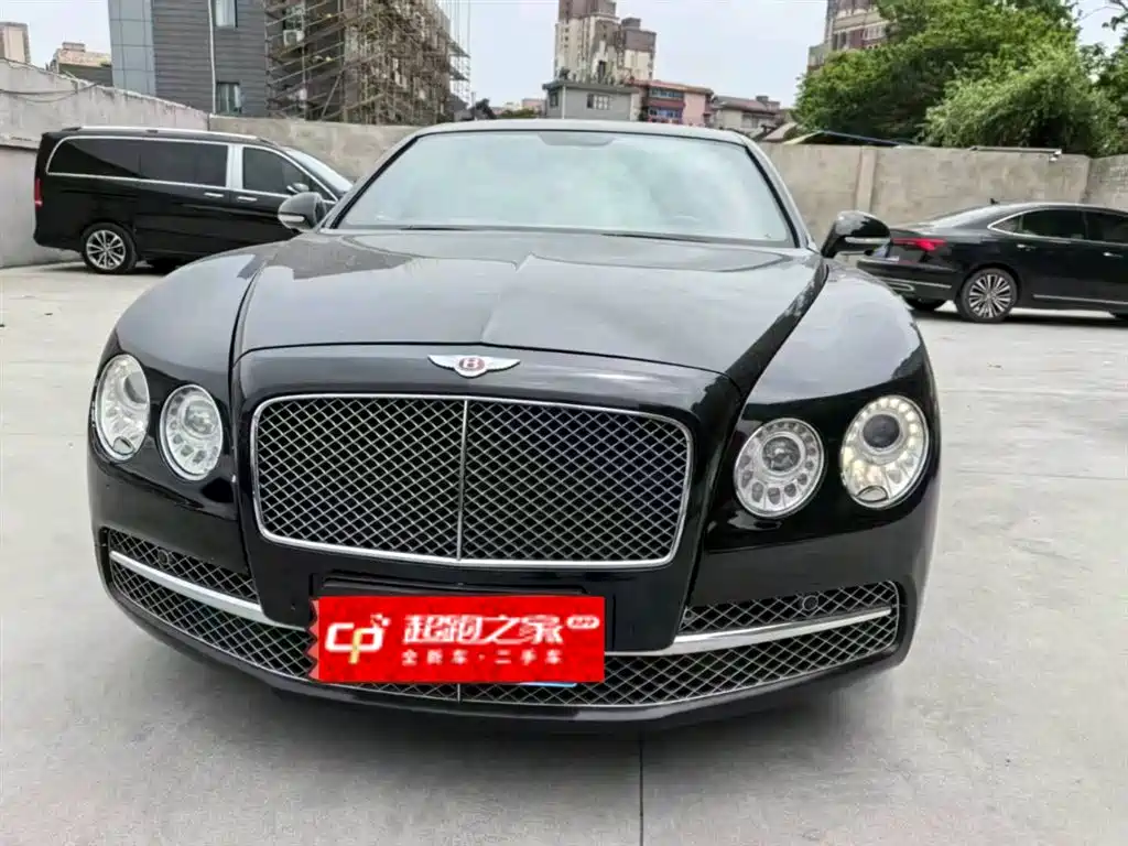 Flying Spur 4.0 T V8 S Standard