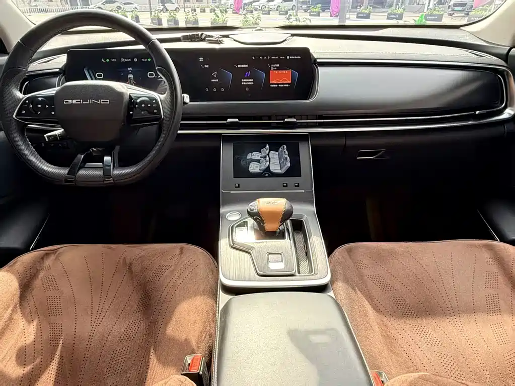 BAIC X7 北京X7 2023款 1.5 TD DCT尊享+版
