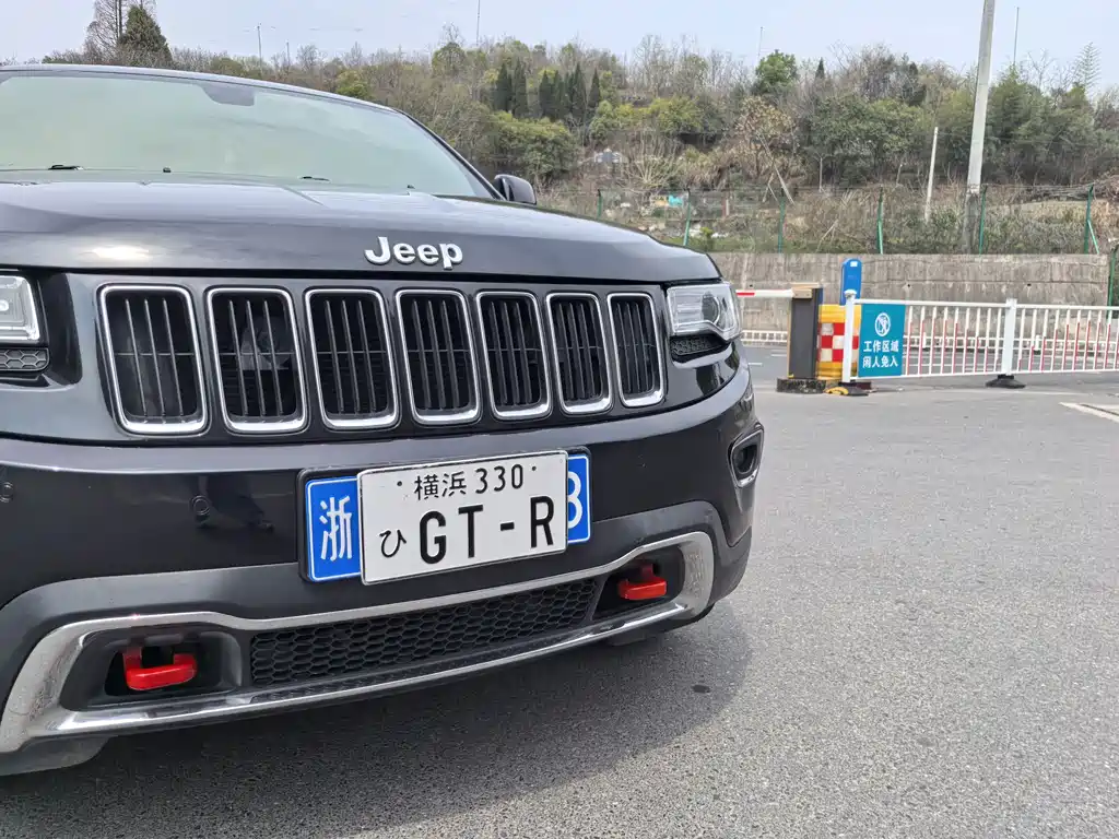 Grand Cherokee (Import) 3.0 L Comfort Enjoyment Navigation