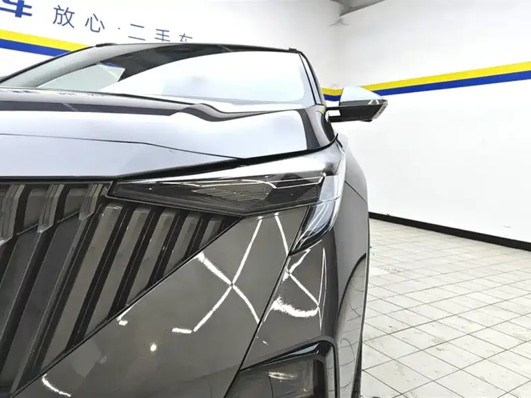 GAC Trumpchi GS3 Shadow Speed 270 T Power Smart