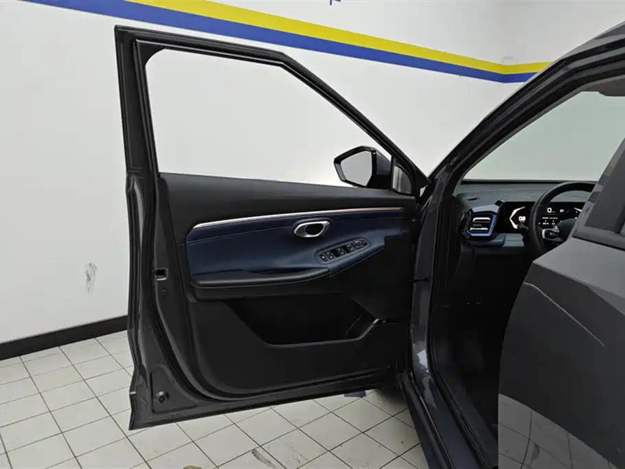 GAC Trumpchi GS3 Shadow Speed 270 T Power Smart