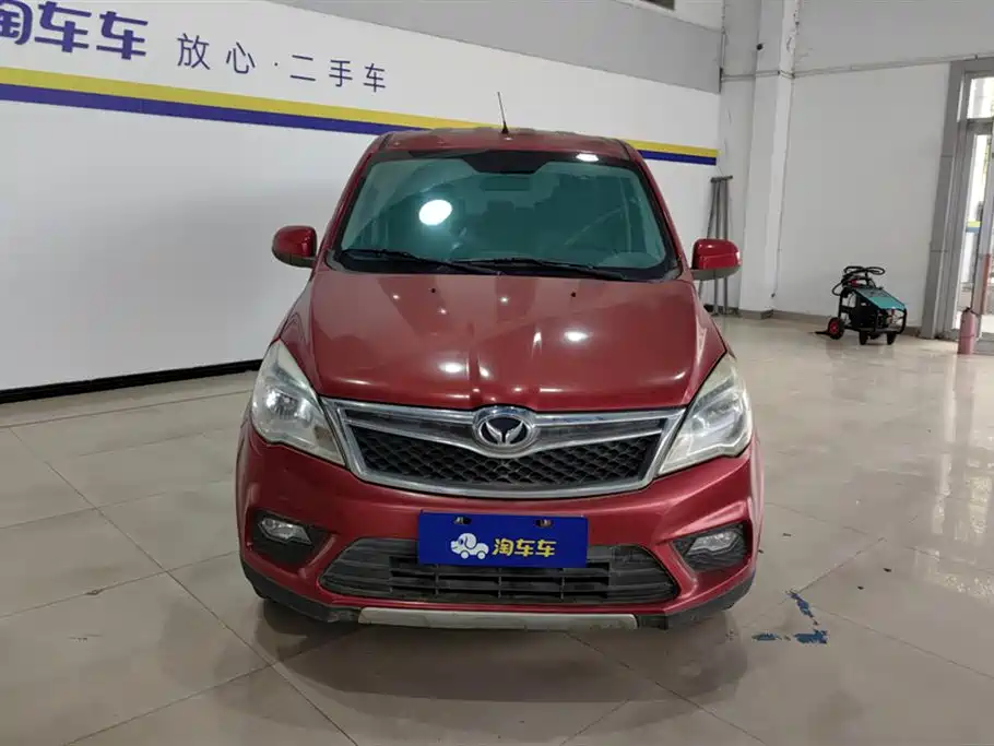 BAIC Huansu H2 北汽幻速H2 2015款 1.5 L AMT舒适型BJ415 C