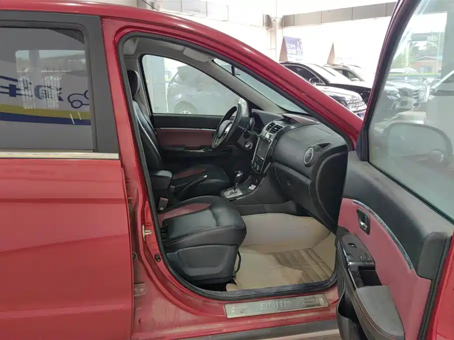 BAIC Huansu H2 北汽幻速H2 2015款 1.5 L AMT舒适型BJ415 C