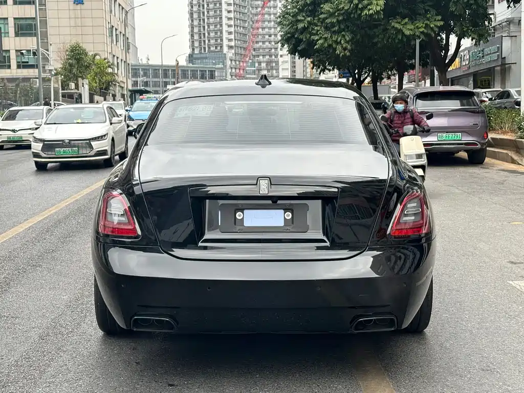 Ghost 6.7 T Black Badge