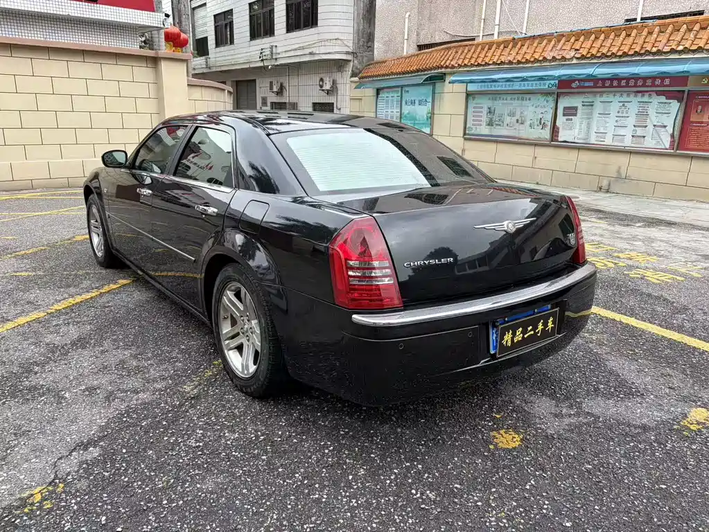 Chrysler 300 C 克莱斯勒300 C 2006款 3.5 L 豪华领航版