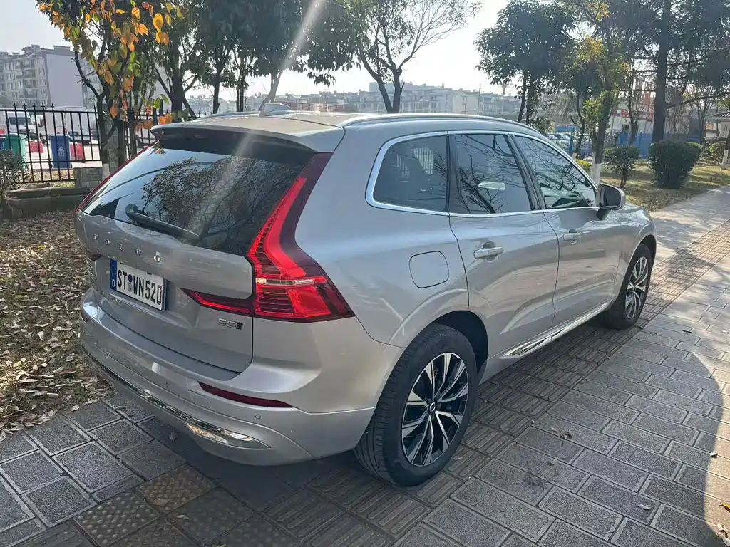 Volvo XC60 B5 4 WD Smart Vision Luxury