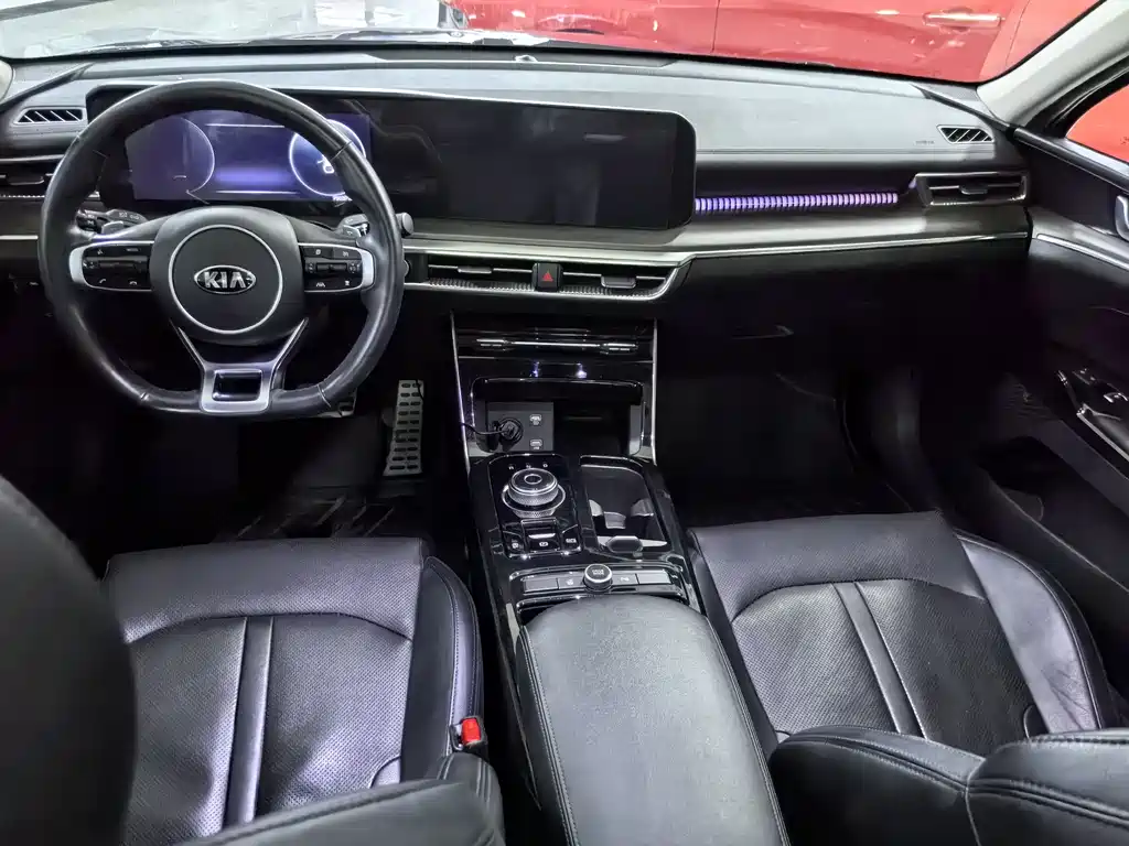 Kia K5 270 T CVVD Luxury