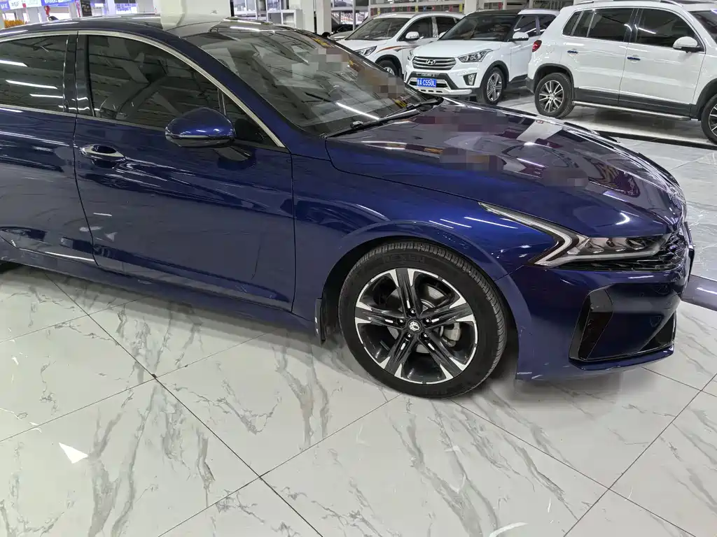Kia K5 270 T CVVD Luxury
