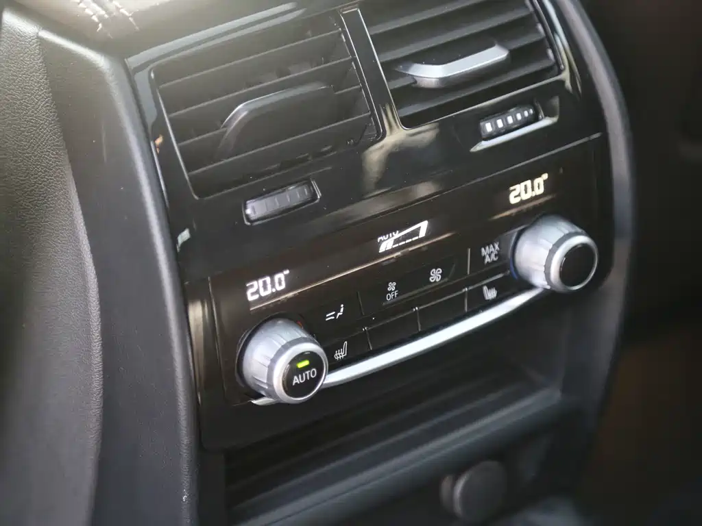 BMW 6 Series GT 640 i xDrive M Sport Package