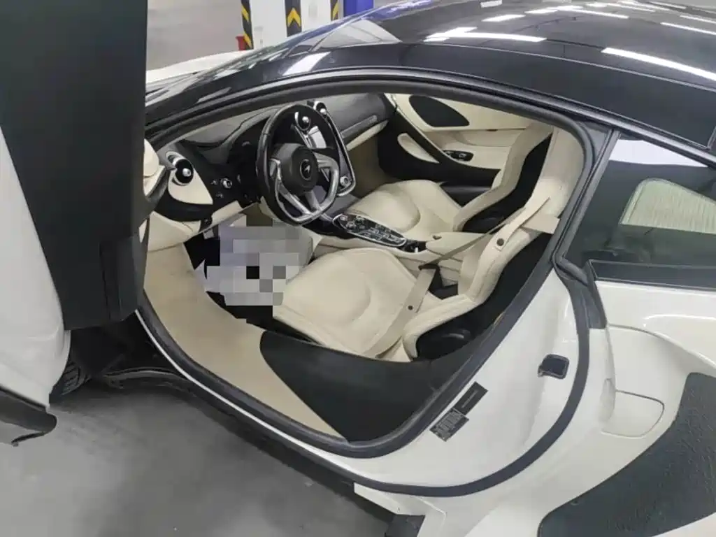 McLaren GT 4.0 T Standard