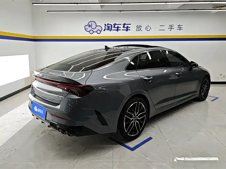 Kia K5 380 T GT-Line Flagship