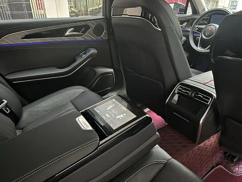 Hongqi H9 2.0 T Connected Flagship Enjoyment