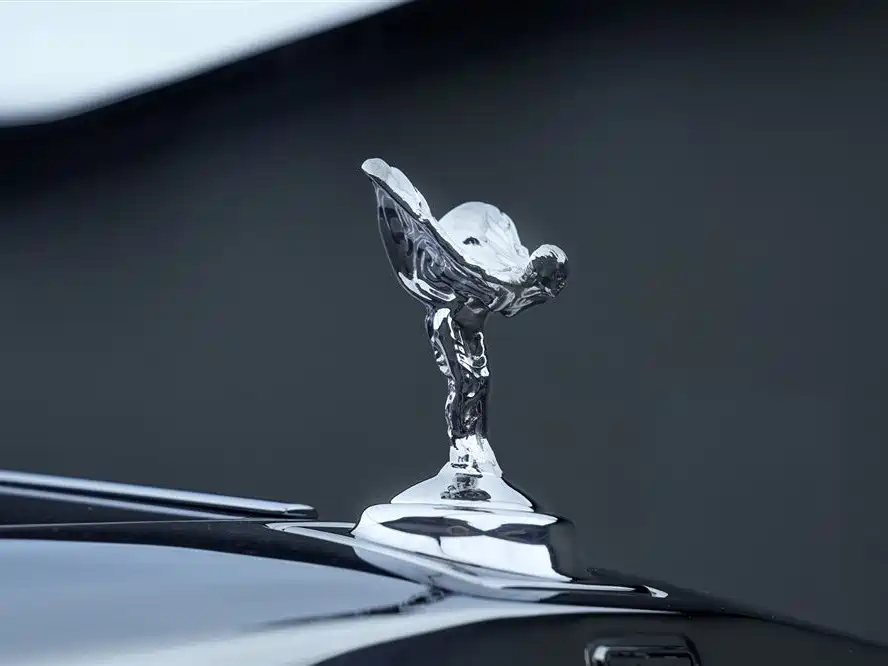 Phantom 6.7 L Extended EWB