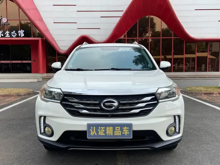 GAC Trumpchi GS4 200 T G-DCT 2 WD Comfort