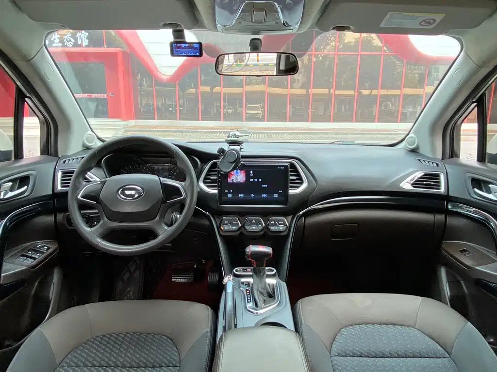 GAC Trumpchi GS4 200 T G-DCT 2 WD Comfort