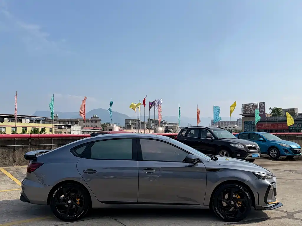 MG6 Pro 1.5 T Auto Trophy Smart Drive Flagship