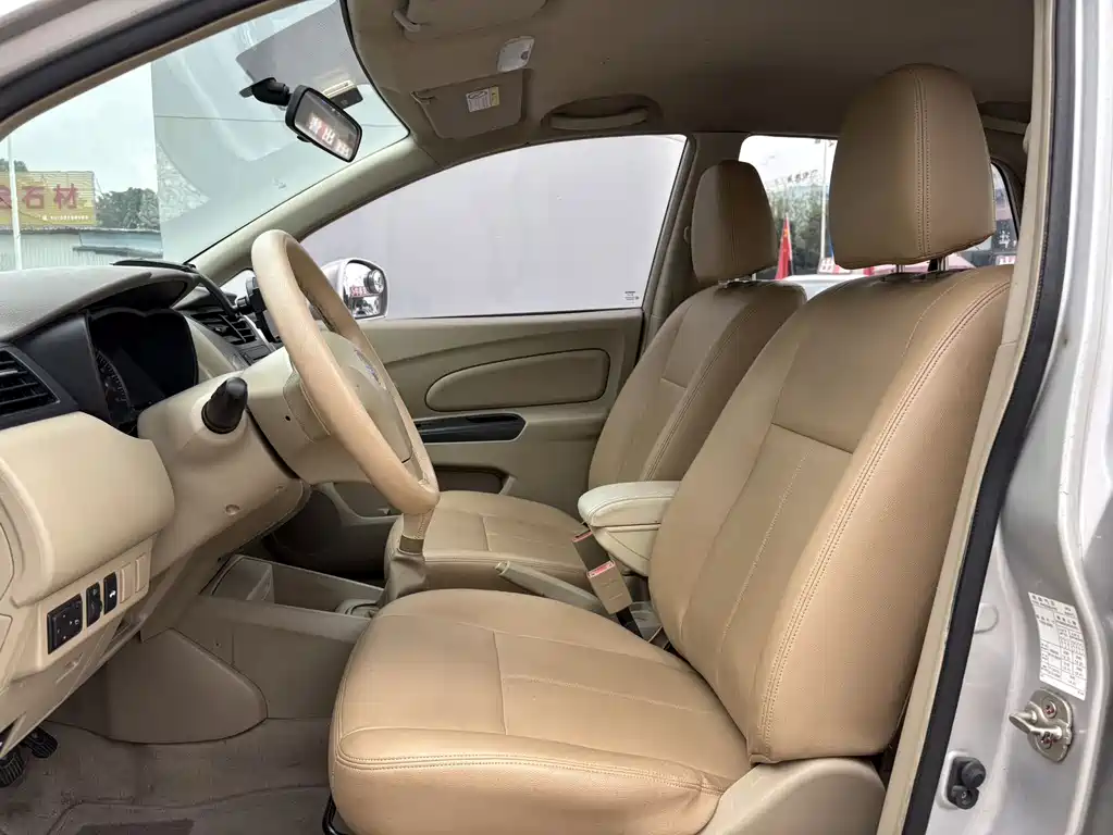 Venucia D50 1.6 L Manual Wonderful