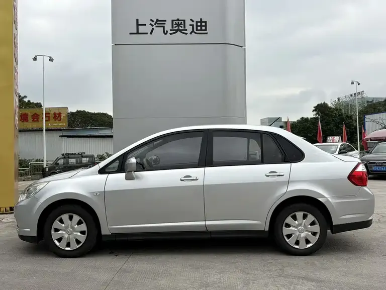 Venucia D50 1.6 L Manual Wonderful