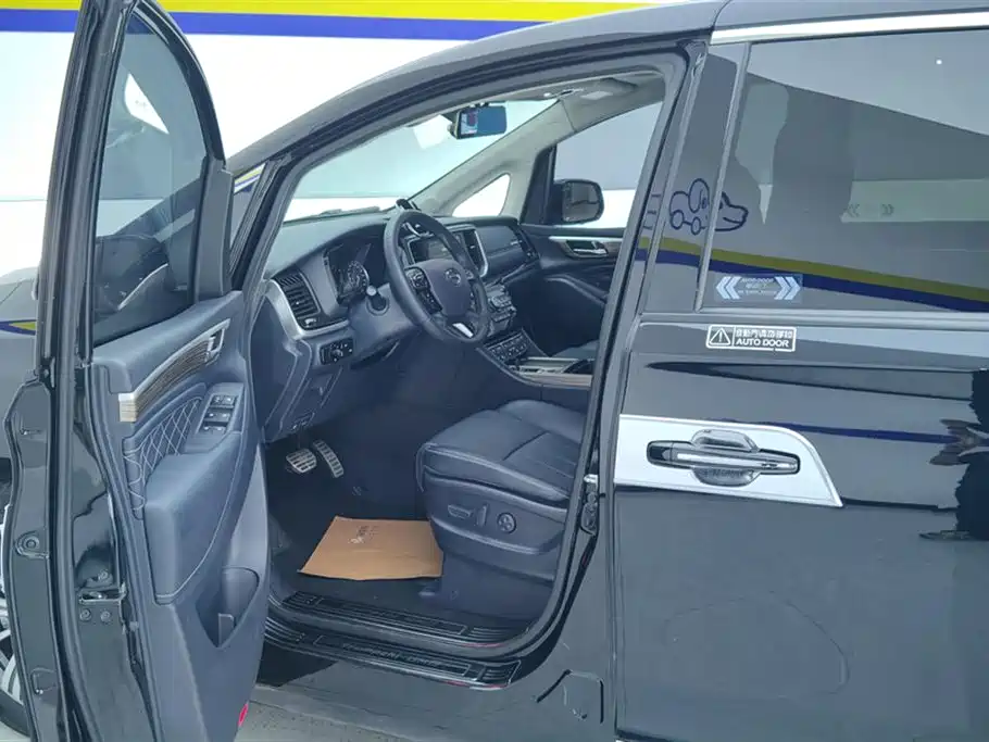 GAC Trumpchi M8 320 T Supreme