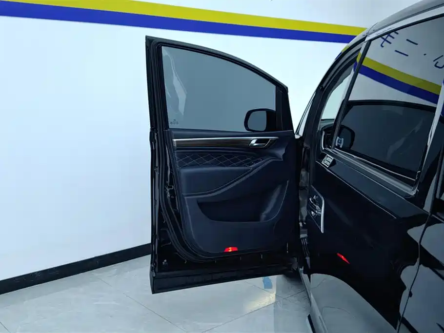 GAC Trumpchi M8 320 T Supreme