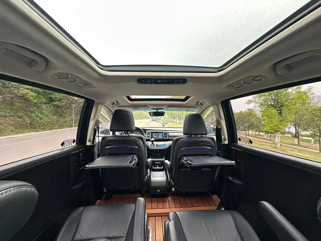 Elysion 2.4 L Style