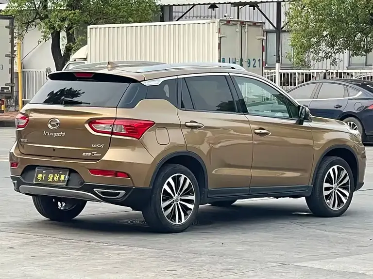 GAC Trumpchi GS4 235 T G-DCT Luxury
