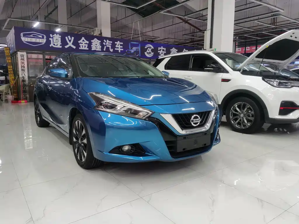 Lannia 蓝鸟 2018款 1.6 L CVT智酷潮音版