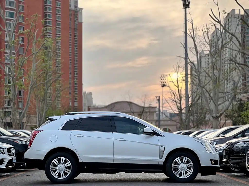Cadillac SRX 3.0 L Elite