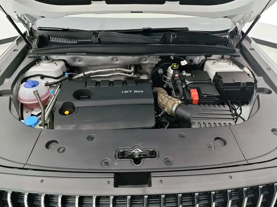 Explore 06 Urban 1.6 T 2 WD Luxury