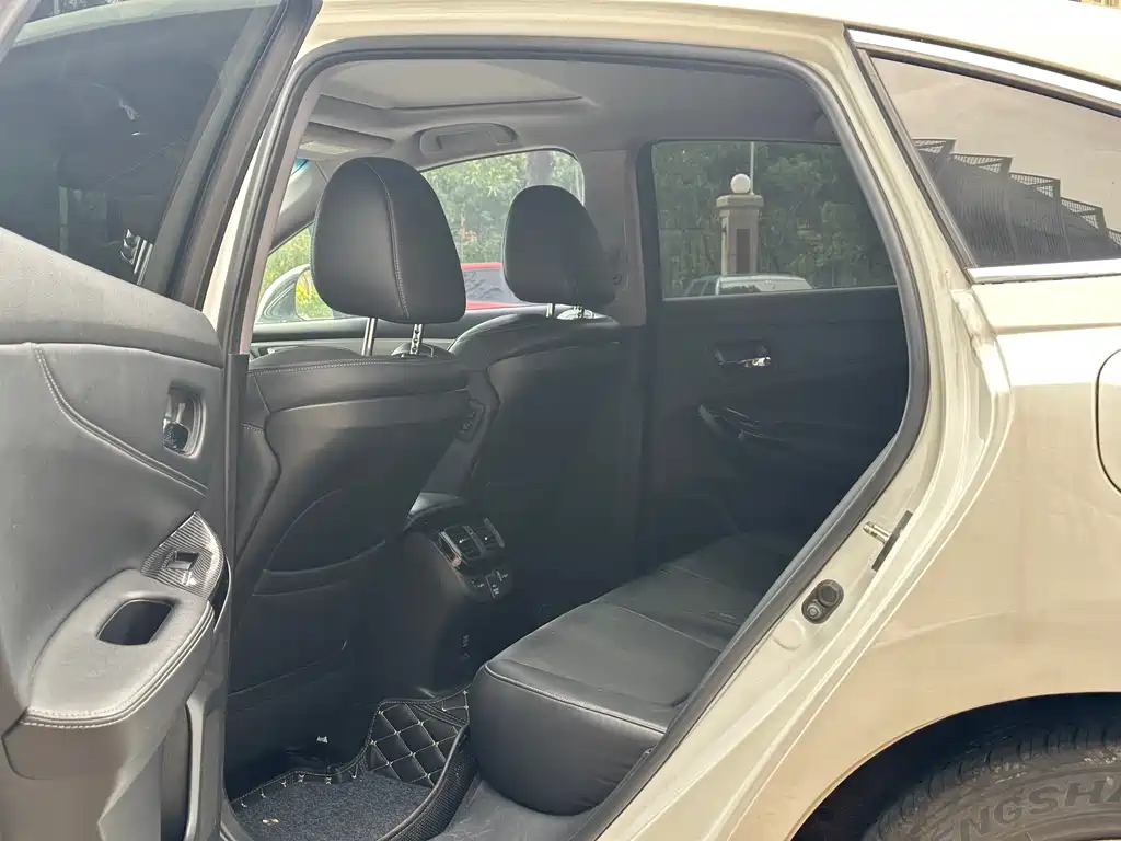 Spirior 2.4 L Honor Shine