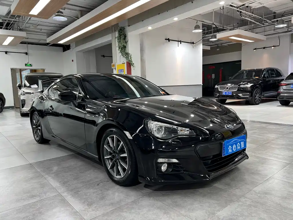 Subaru BRZ 斯巴鲁BRZ 2015款 2.0 i 手动版