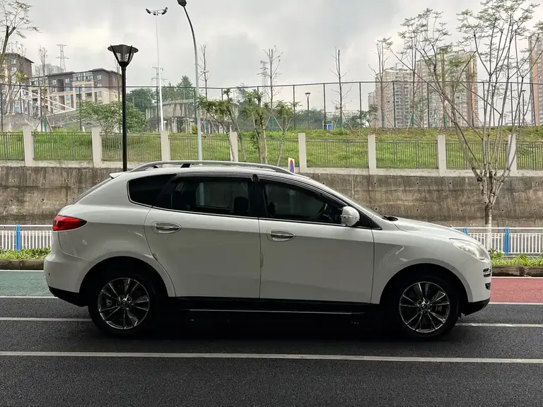 Luxgen 7 SUV 大7 SUV 2014款 2.2 T 两驱智慧型