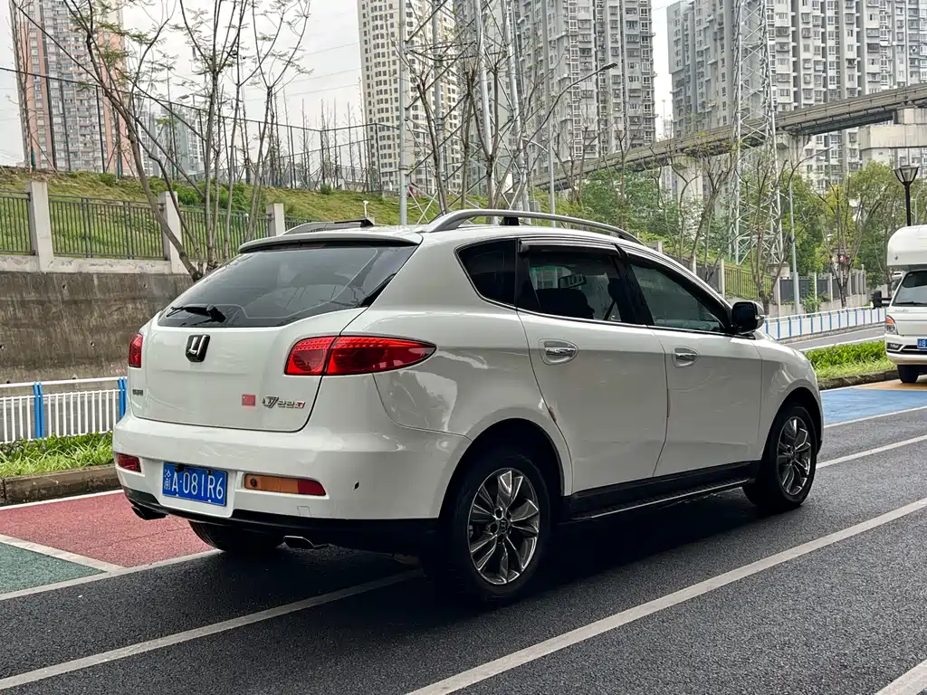 Luxgen 7 SUV 大7 SUV 2014款 2.2 T 两驱智慧型