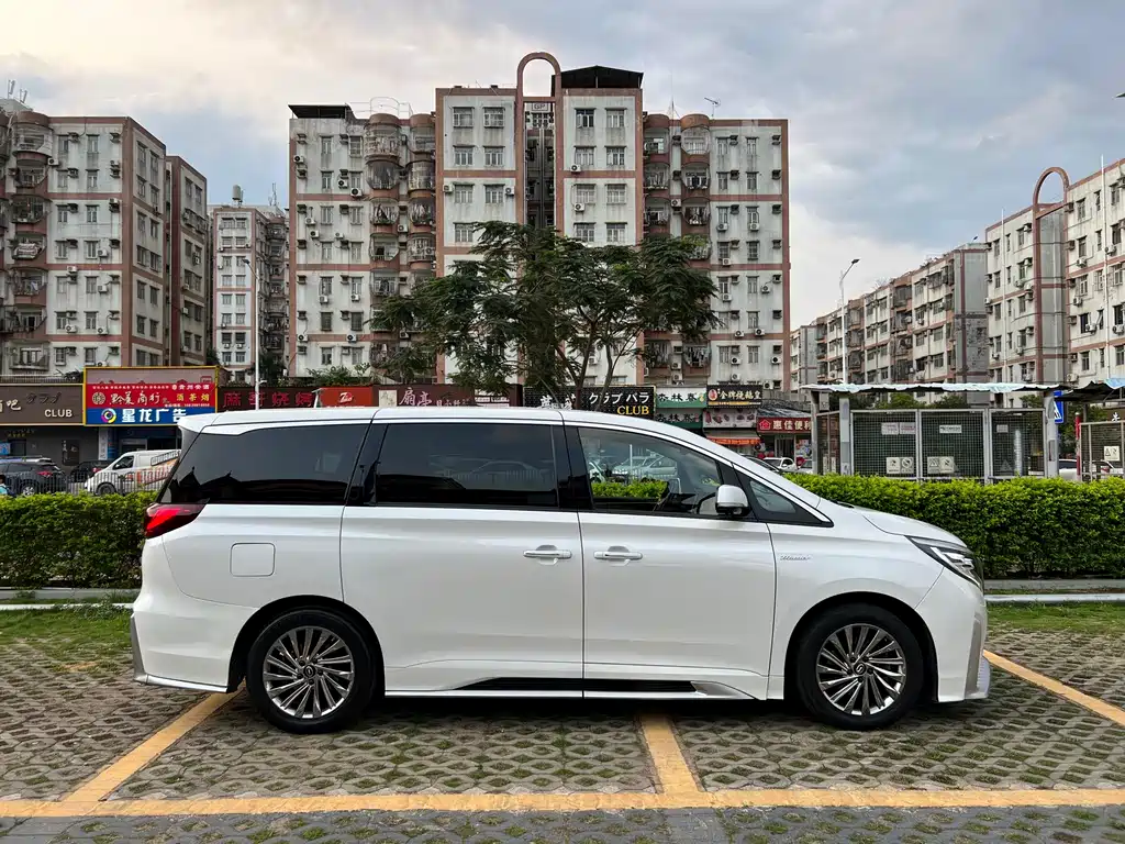 GAC Trumpchi M8 Master Series 390 T Supreme