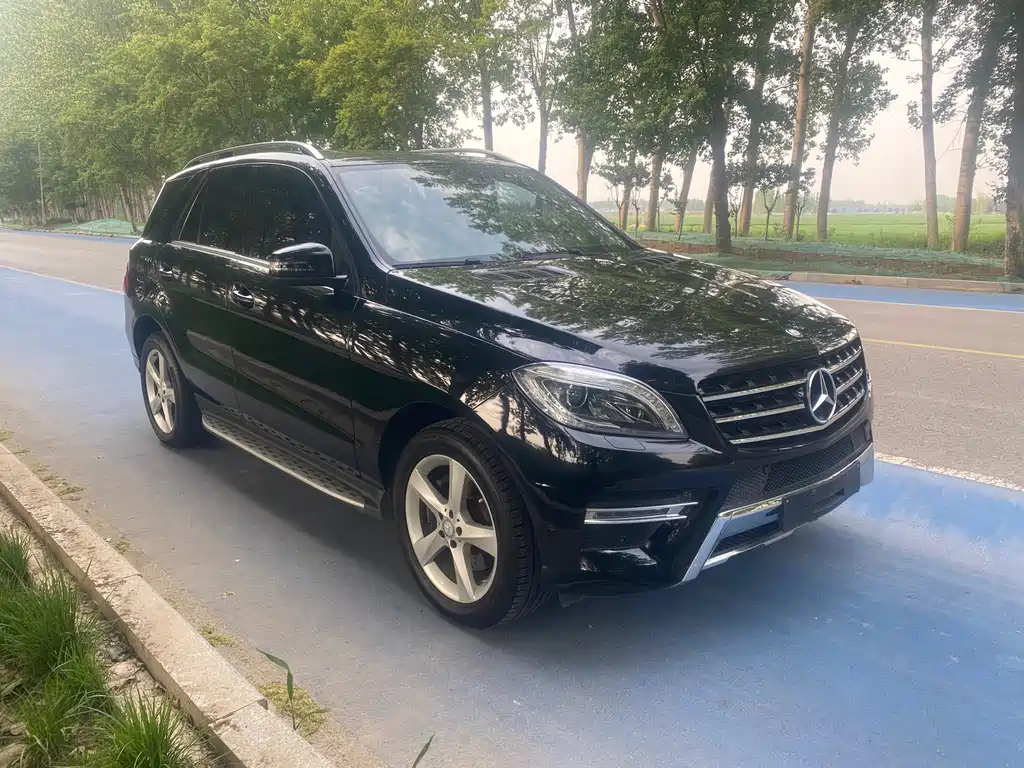 Mercedes-Benz M-Class ML 320 4 MATIC
