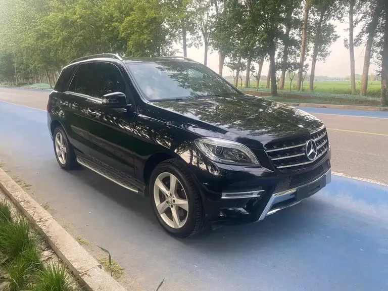 Mercedes-Benz M-Class ML 320 4 MATIC