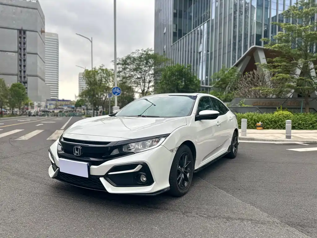 Civic HATCHBACK 220 TURBO CVT New Sharp Control