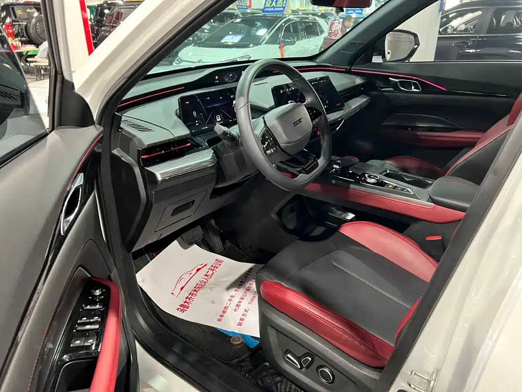 Changan Oshan Z6 长安欧尚Z6 2023款 蓝鲸 2.0 T 自动智远型