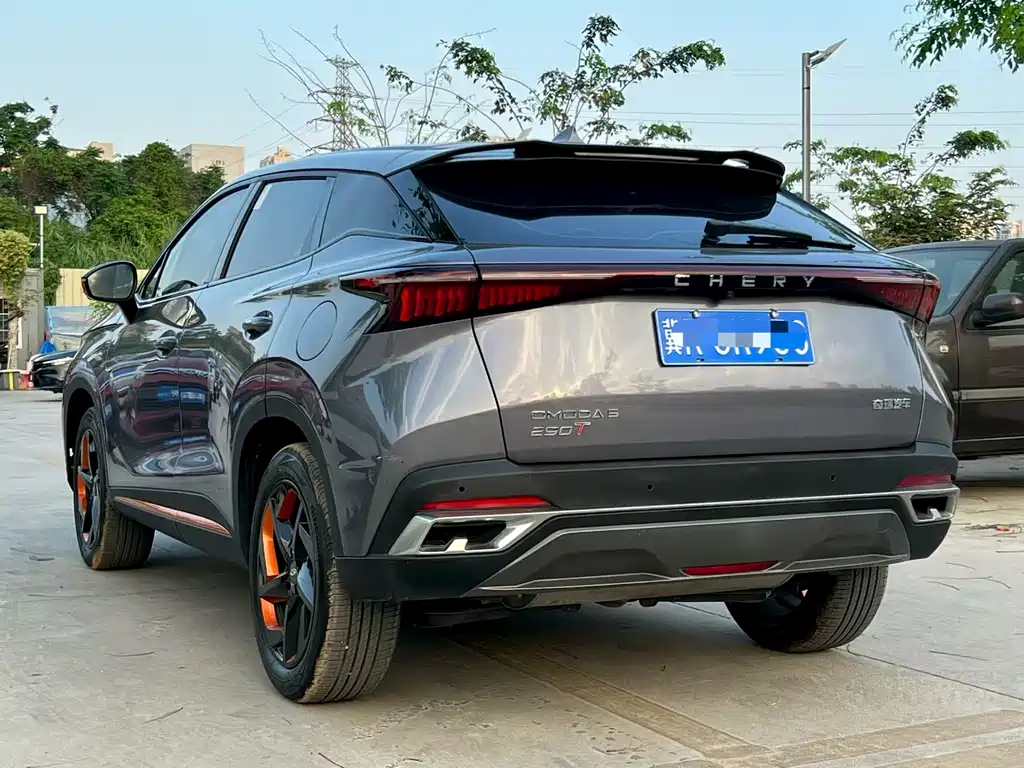 Omoda 欧萌达 2022款 1.6 TGDI DCT高维版